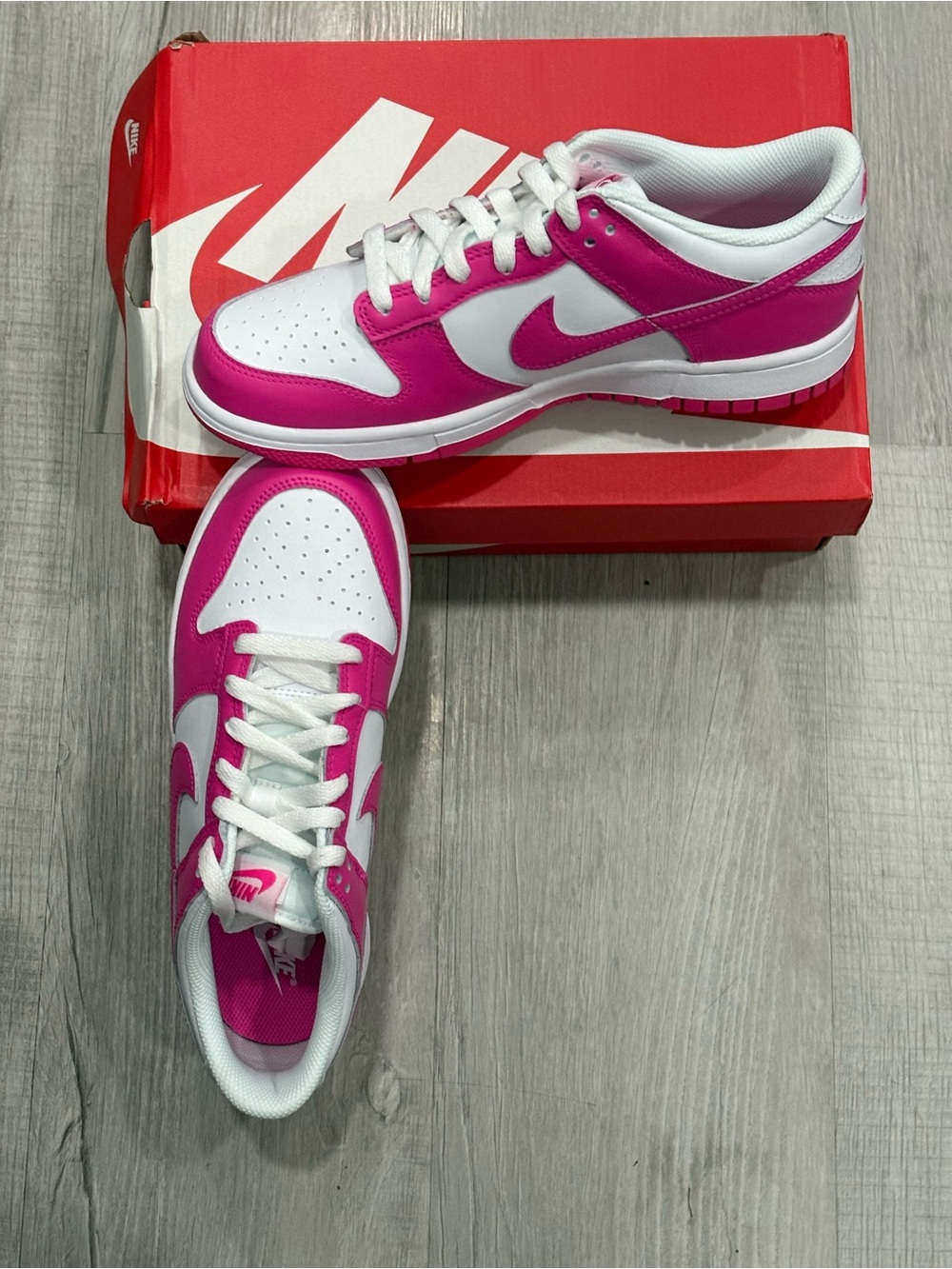 Nike Women’s Low-Top Sneakers - White & Pink. Size 7 youth BNWT